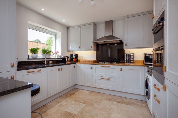 Cost of Cabinet Hardware Installation in Pataskala