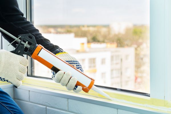 Cost of Window Recaulking Service in Pataskala