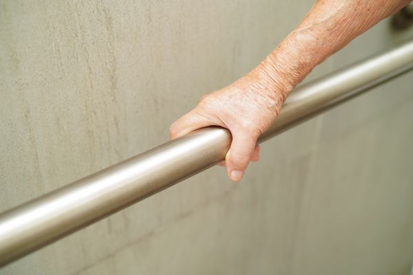 Cost of Tub Grab Bar Installation in Pataskala