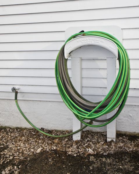 Cost of Hose Holder Installation in Pataskala
