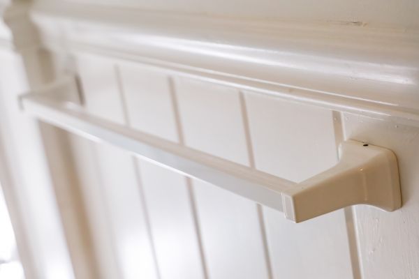 Cost of Towel Bar Installation in Pataskala