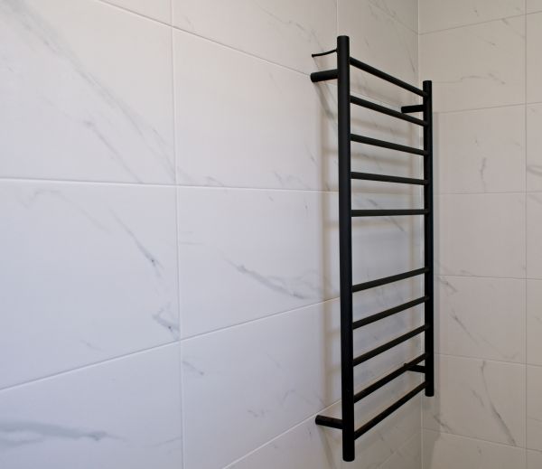 Cost of Towel Rack Installation in Pataskala